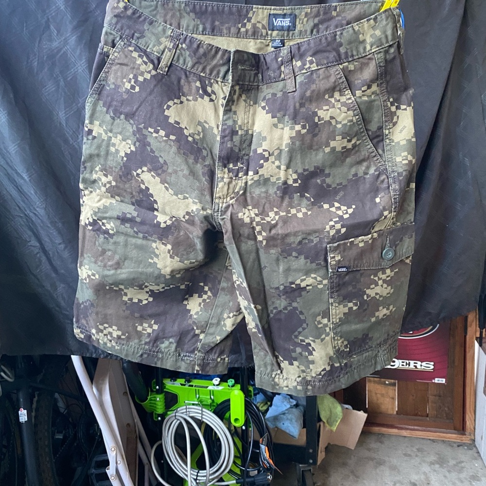 Vans Men's Green Camouflage Cargo Shorts